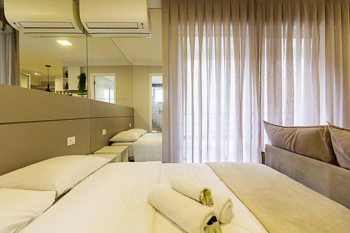 Urban Chic Ac E Smart Tv 50